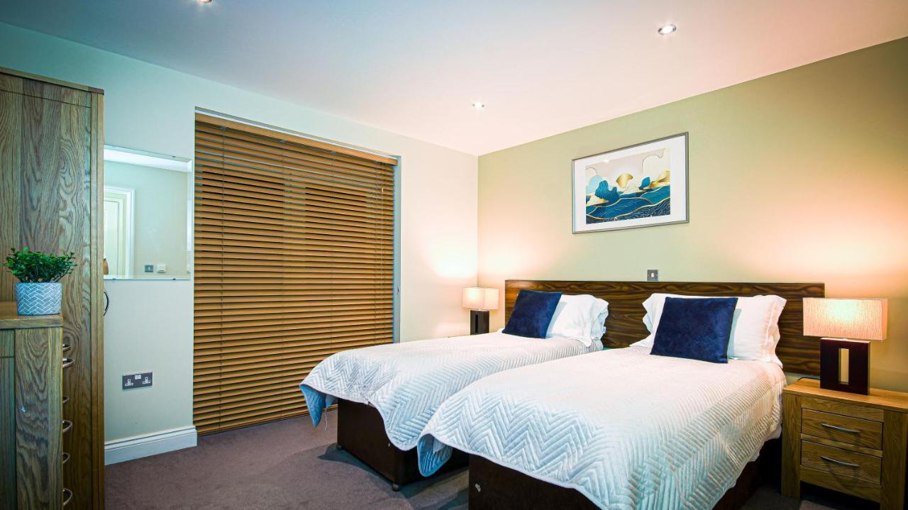 Superb City Center 1 Or 2 Bedroom Apts King Bed Southampton Exterior photo